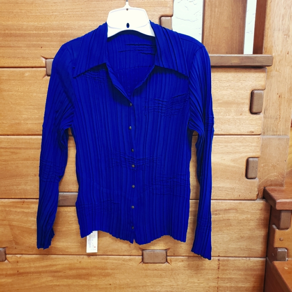 Babette River Shirt